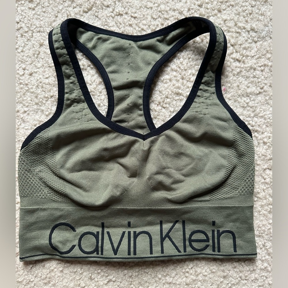 CALVIM KLEIN SPORTS BRA